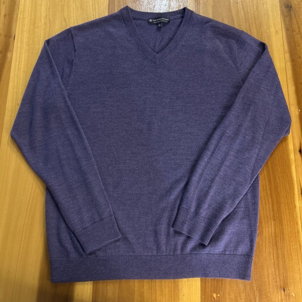 Hart Schaffner Marx Extra Fine Merino Wool Sweater Medium Purple V Neck Pullover